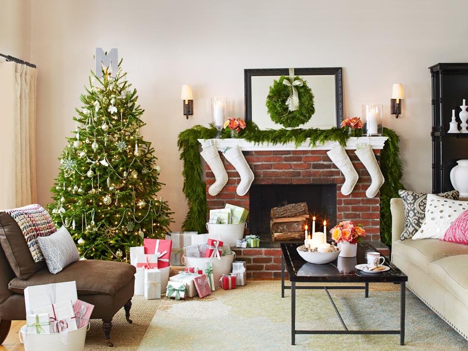 rx-hgmag006_holiday-ready-rooms-130-a_s4x3-jpg-rend-hgtvcom-966-725